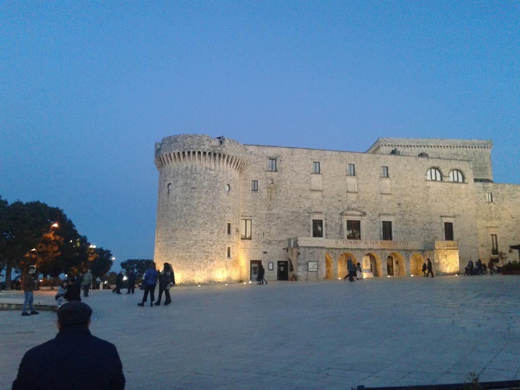 Dimora Delle Badesse Bed & Breakfast Conversano Exterior photo